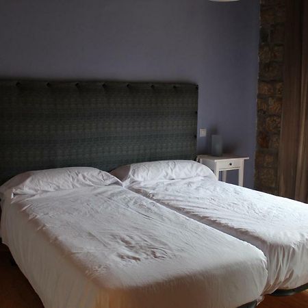 La Casa De La Petra Guest House Quintanar de la Sierra Ngoại thất bức ảnh