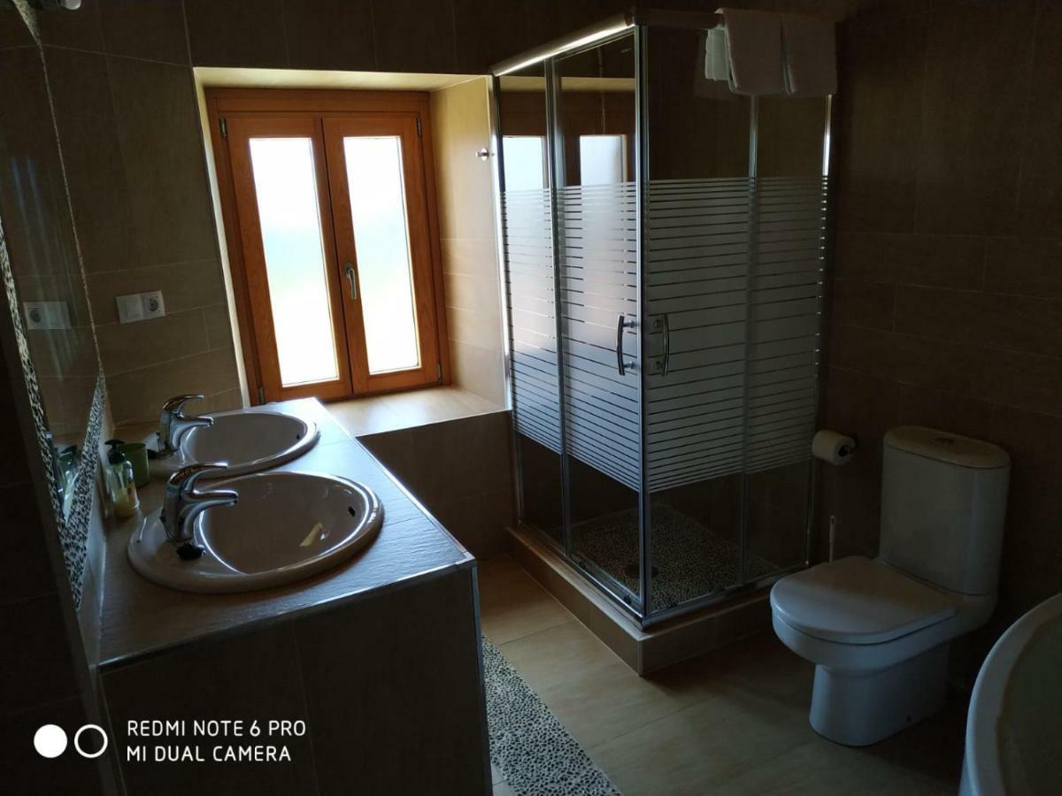 La Casa De La Petra Guest House Quintanar de la Sierra Ngoại thất bức ảnh